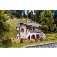 Haus Alpina - Monatsmodell Mai
