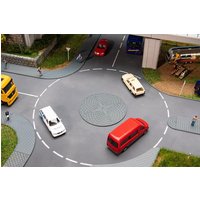 Mini-Kreisverkehr und Verkehr