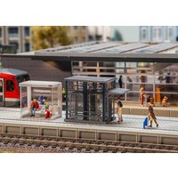 Moderner Aufzug mit Antrieb