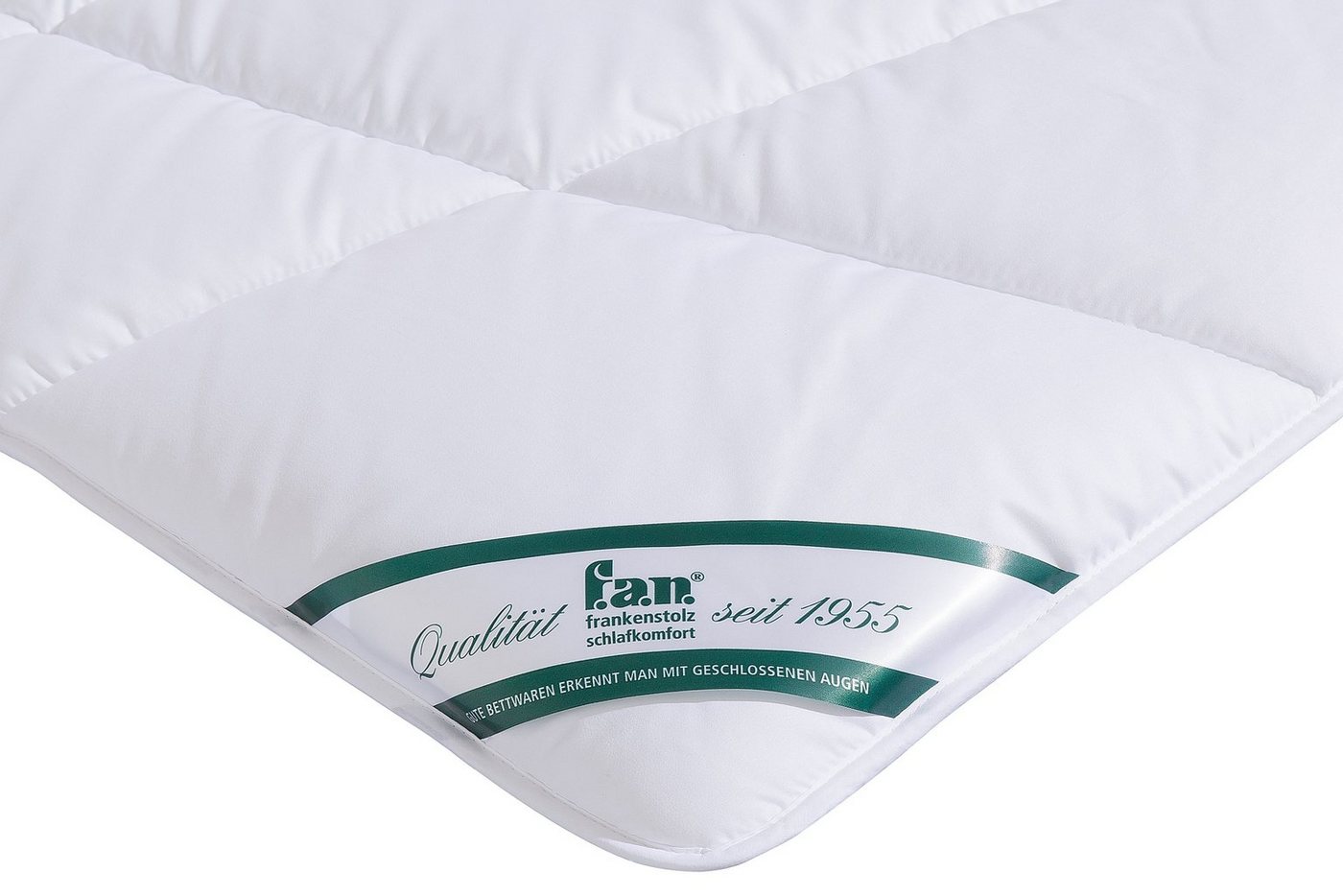 fan Microfaserbettdecke Komfort Plus Warm, Bettdecken für den Winter, Made in Germany, Decke, Füllung: 100% Polyester, Bezug: 100% Polyester, Extrawarm für den  – Bild 3 von 5