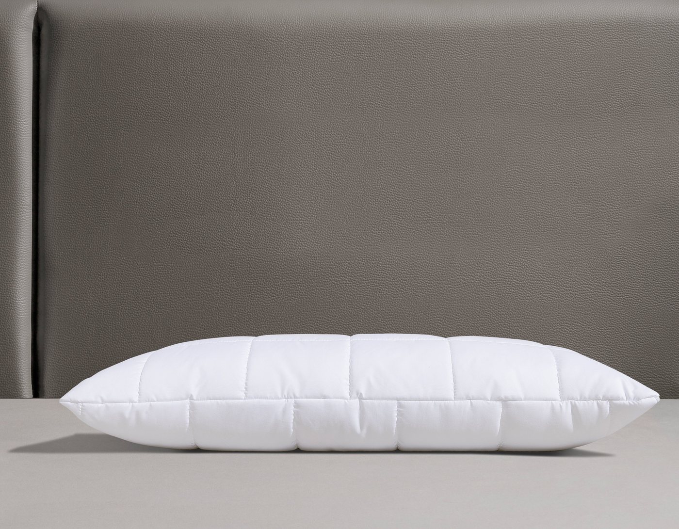 fan Microfaserkissen Komfort Plus, Füllung: 100% Polyester, Bezug: 100% Polyester, leichtes, weiches Kissen – Bild 2 von 3