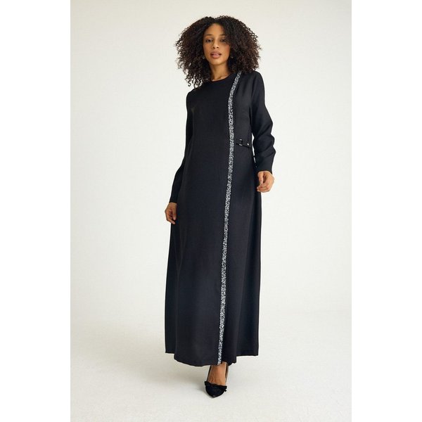 fashionshowcase Tunikakleid Abaya Kleid mit Schmuckdetails – Modest Fashion Steindetails und Kordeldetail, figurschmeichelnder Schnitt
