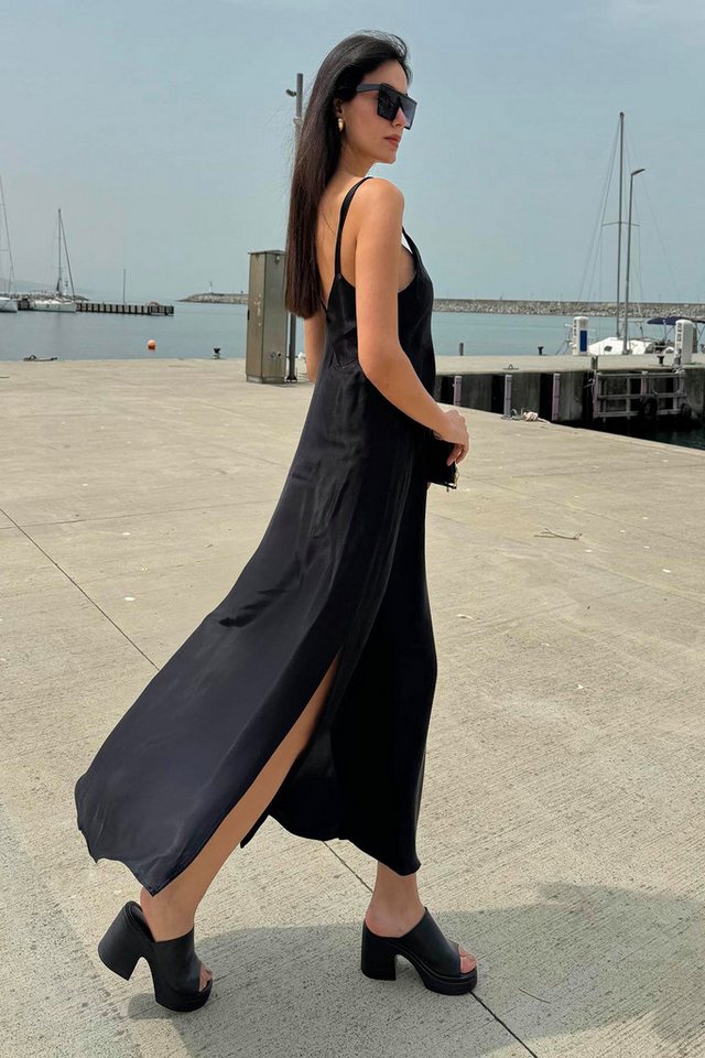 For You Moda Midikleid Satin-Split-Schwarzes Kleid mit Trägern – Bild 2 von 4