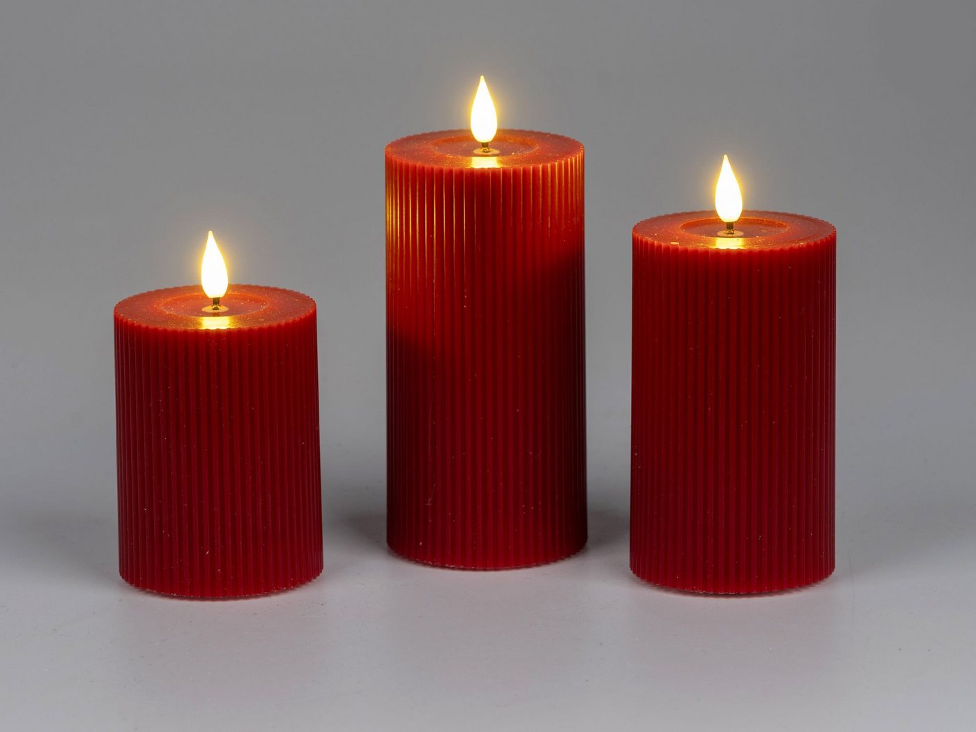 formano LED-Kerze Streifen, LED, Höhe: 15cm, Farbe: Rot, Motiv: Rillen – Bild 2 von 4