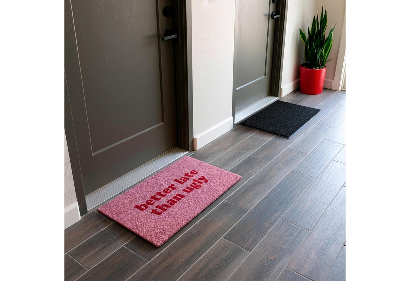 FOUORTUNATE-BEE Fußmatte Fußmatte 60x40 cm, Rosa, „Besser spät als nie“, rutschfeste Türmatte, Rosa Fußmatte 60x40 cm, flauschig, humorvoller Spruch für Flur un – Bild 3 von 5