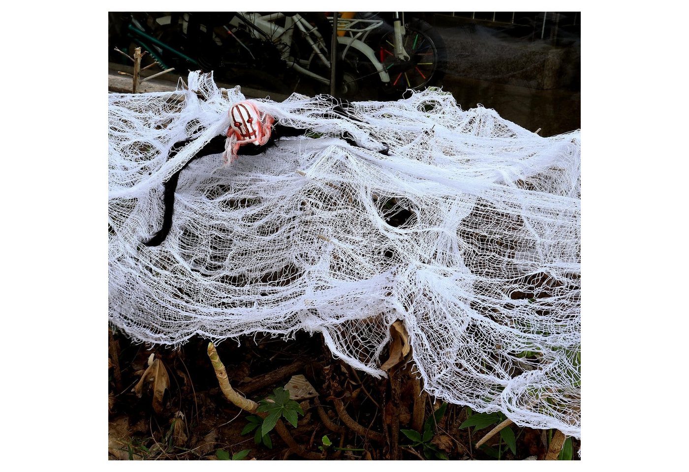 FOUORTUNATE-BEE Stoff Halloween Deko Stoff Set mit Fledermäusen Spukstoff 182 × 76 cm, Halloween Party Deko für Geisterhaus Fenster Wand Garten Innen Außen – Bild 5 von 5