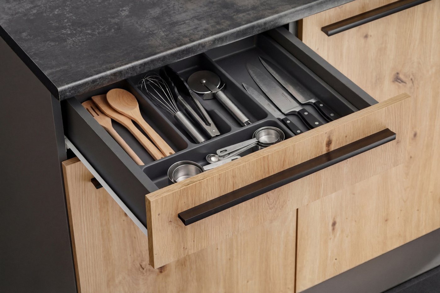 Furn.Design Küchenzeile Smart, (Set 7-teilig in Eiche Artisan und Grau, Breite 220 cm), verschiedene Stellmöglichkeiten – Bild 4 von 5
