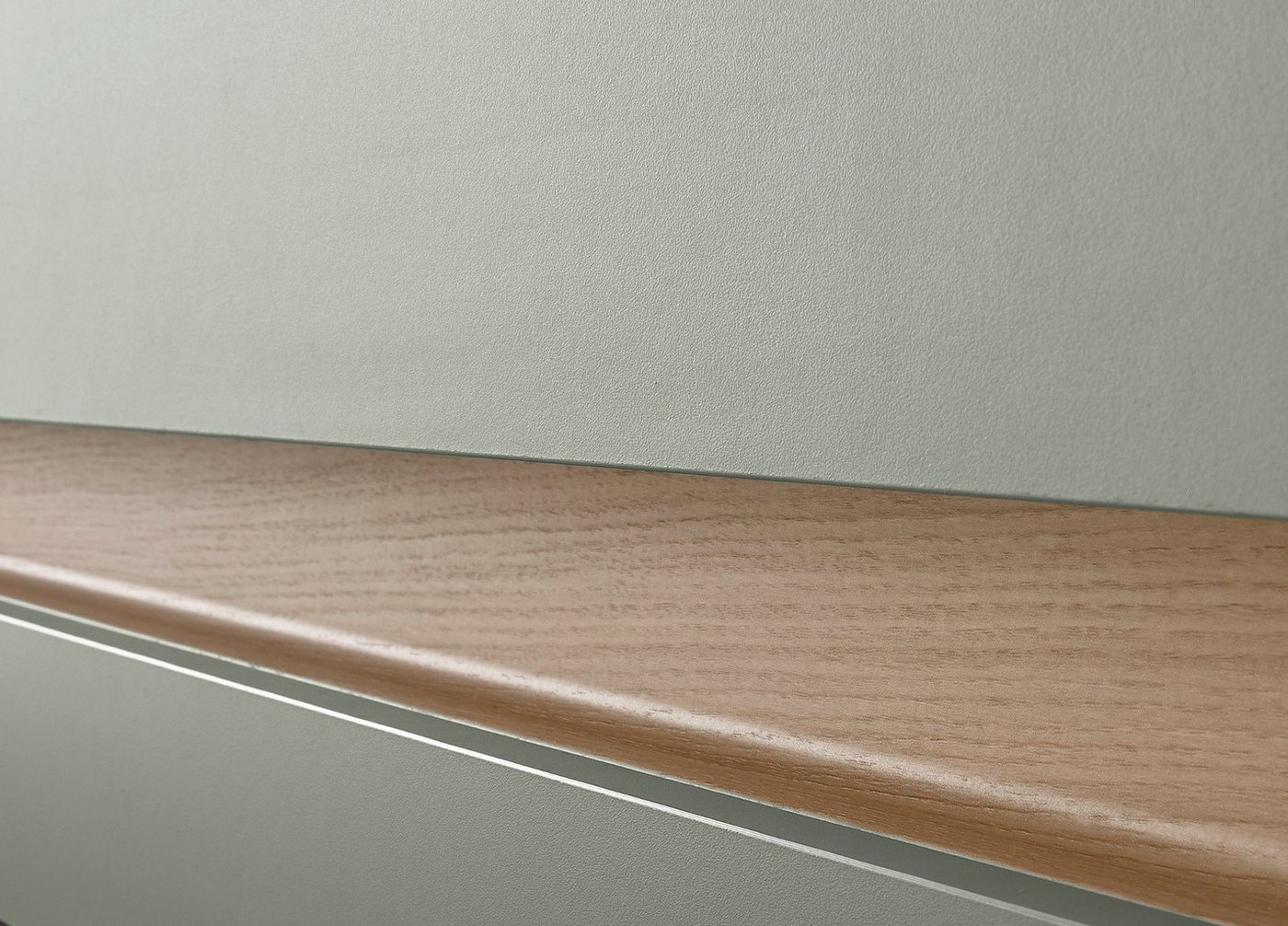 Furn.Design Wohnwand Center, (3-teiliges Set in Salbei mit Eiche Dekor, ca. 340 cm), mit 10 Fächern und 220 cm TV Lowboard – Bild 5 von 5