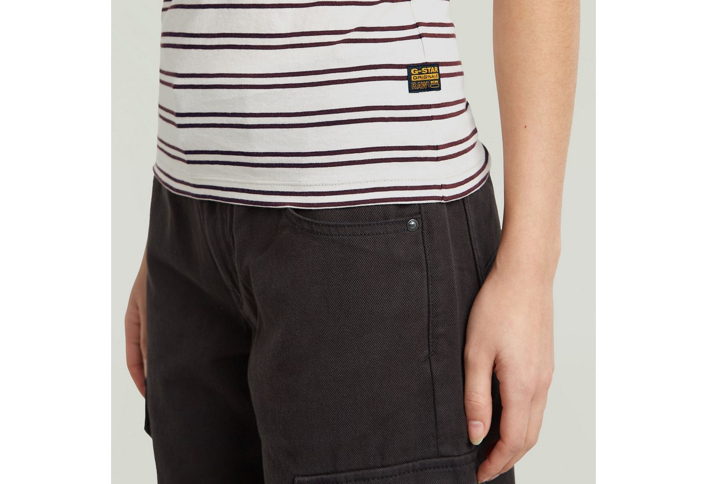 G-STAR V-Shirt Eyben mit Label – Bild 4 von 5