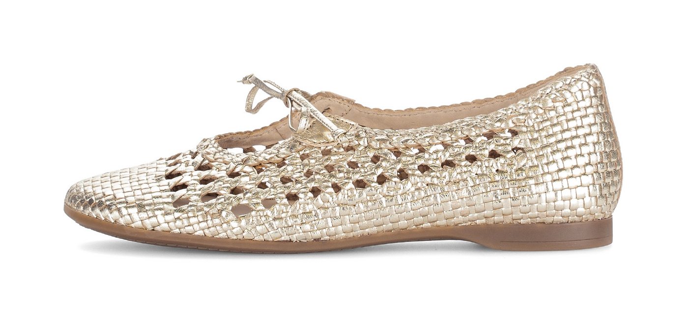 Gabor Ballerina, Sommerschuh in modischer Flecht- und Metallicoptik – Bild 5 von 5