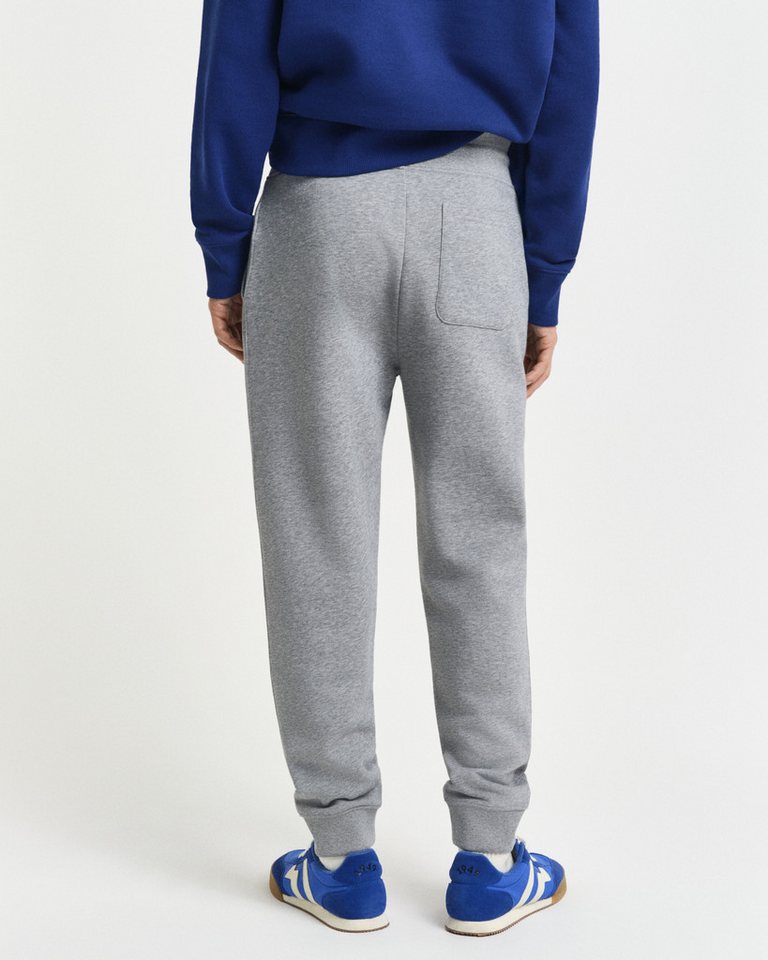 Gant Sweathose REG SHIELD SWEATPANTS mit Logostickerei unterhalb des Bunds – Bild 2 von 5