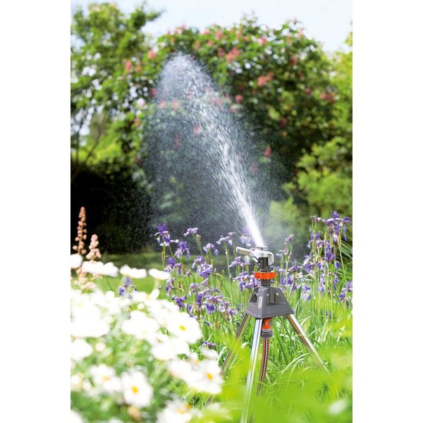 GARDENA Sprühregner Premium Impuls-Hochregner, für Flächen bis 490 m², Für das Beregnen höherer Pflanzen