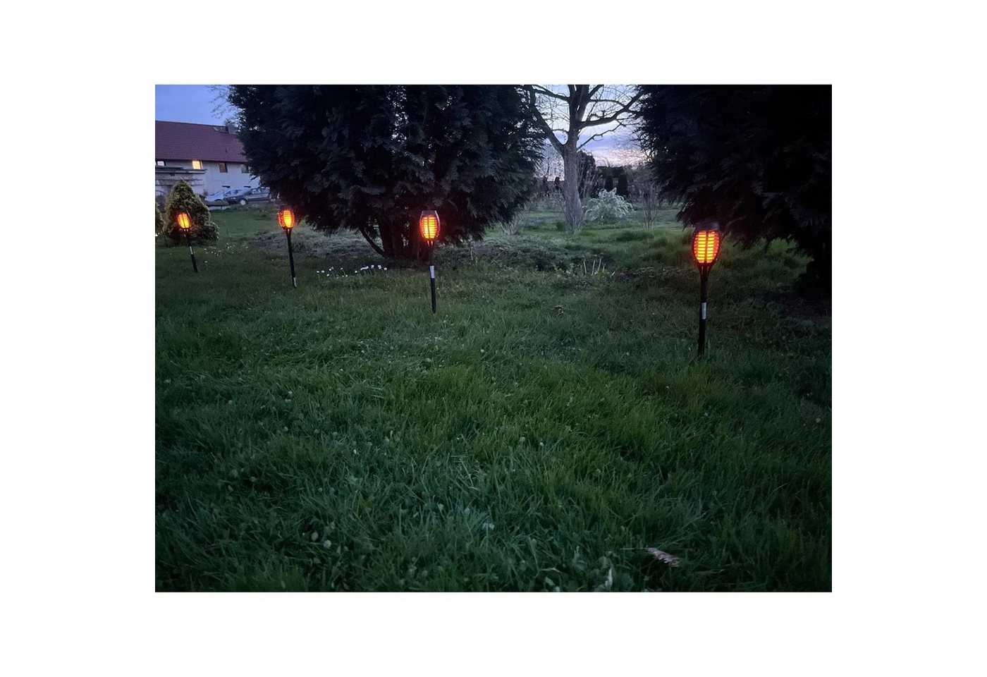 Gardlov LED Solarleuchte LED Solarleuchte LED Solar Gartenleuchten Flammeneffekt 4er Set Deko, LED, warmweiß, Wetterfeste IP44 Solar Gartenfackeln mit Dämmerung – Bild 3 von 5