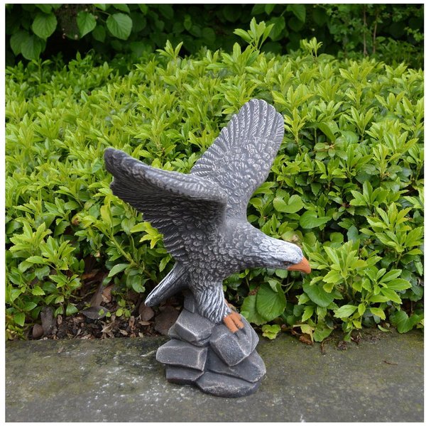 gartendekoparadies.de Gartenfigur Adlerfigur, Steinadler, Steinfigur, H. 32 cm, 35 cm Spannweite, 4 kg, Frostsicher