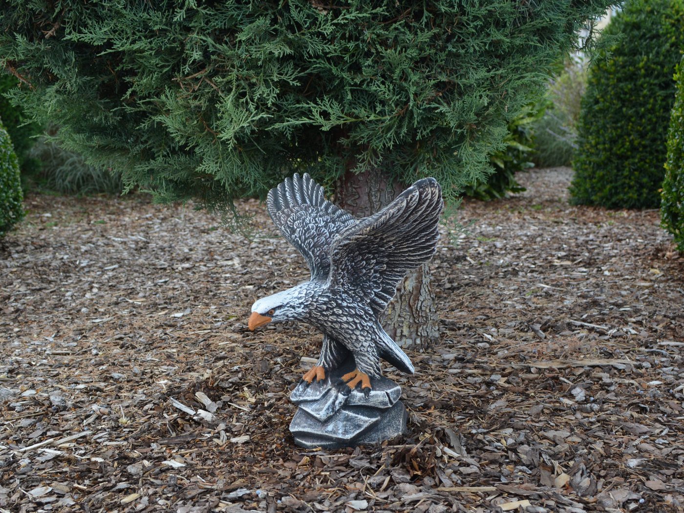 gartendekoparadies.de Gartenfigur Adlerfigur, Steinadler, Steinfigur, H. 32 cm, 35 cm Spannweite, 4 kg, Frostsicher – Bild 5 von 5