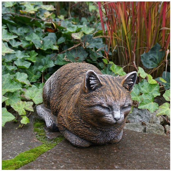 gartendekoparadies.de Gartenfigur Liegende Katze, Steinfigur, H. 17 cm, 8 kg, Frostsicher