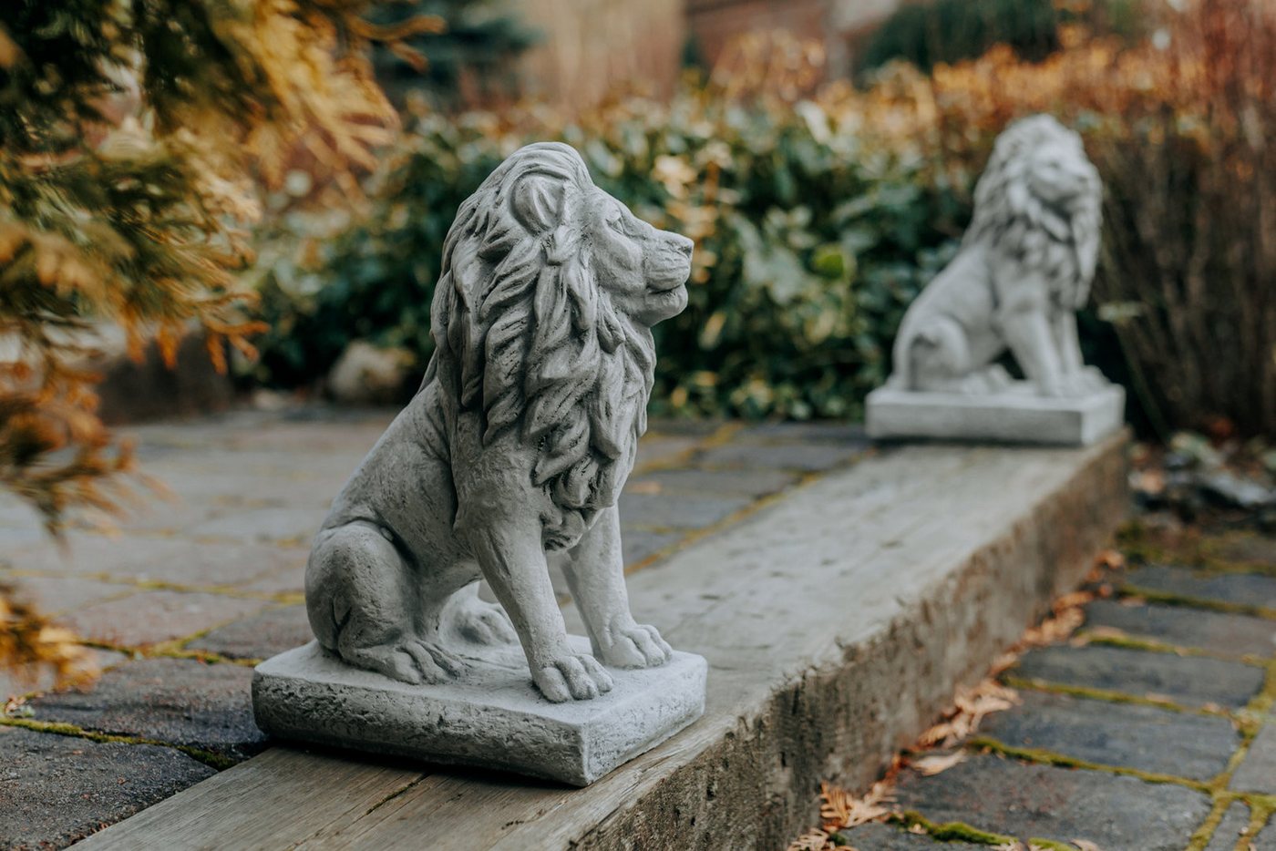 gartendekoparadies.de Gartenfigur Löwen Statue, Steinfigur, Torwächter, H. 34 cm, 10 kg, Frostsicher – Bild 2 von 5