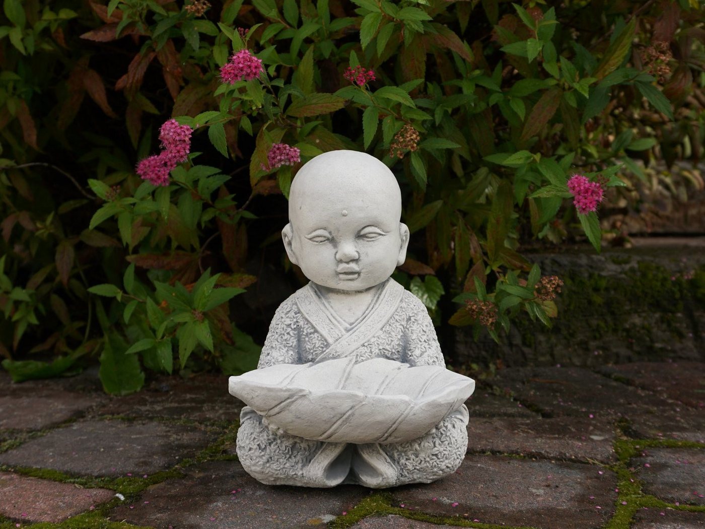gartendekoparadies.de Gartenfigur Mönch mit Schale, Steinfigur, H. 22 cm, 4 kg, Frostsicher – Bild 3 von 5