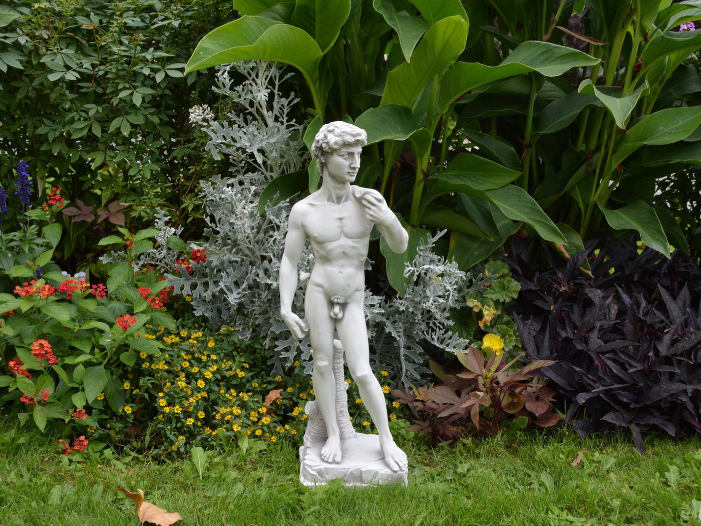 gartendekoparadies.de Gartenfigur Statue David von Michelangelo, Steinfigur, H. 58 cm, 9 kg, Frostsicher – Bild 3 von 5