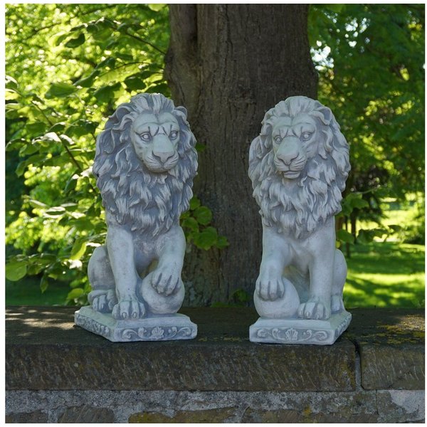 gartendekoparadies.de Gartenfigur Statuen Löwen mit Kugel, Steinfigure, Steinguss, H. 47 cm, je 21 kg, Frostsicher