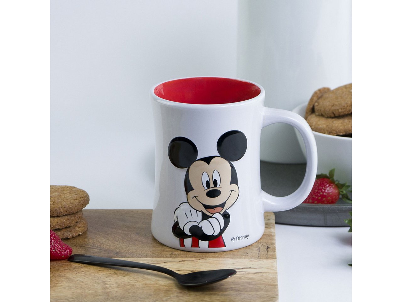 Geda Labels GmbH Tasse Mickey 3D Relief, 1-tlg., Steingut, Rot, 360ml, erhabenes Motiv - 3D Optik – Bild 2 von 4