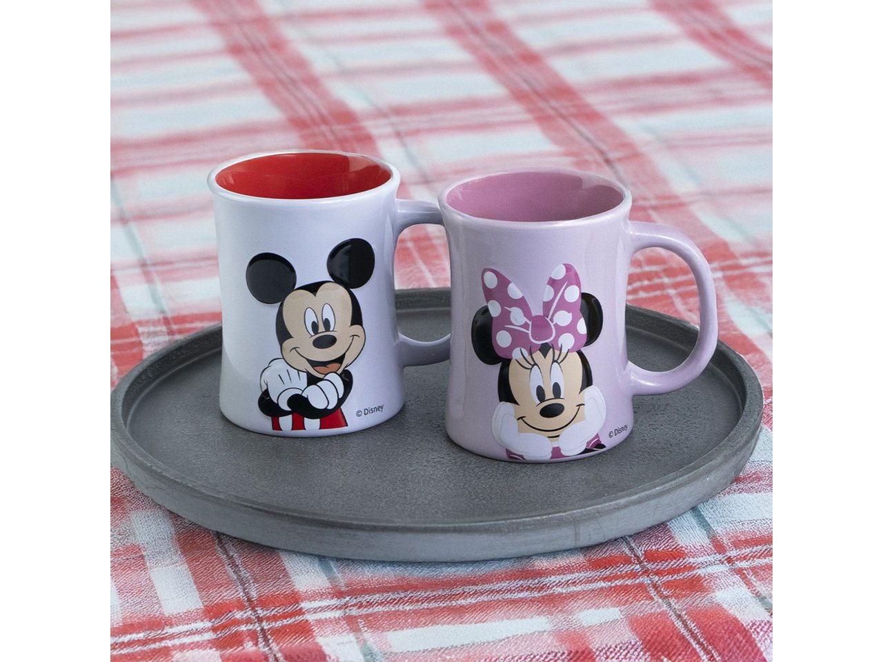 Geda Labels GmbH Tasse Mickey 3D Relief, 1-tlg., Steingut, Rot, 360ml, erhabenes Motiv - 3D Optik – Bild 4 von 4