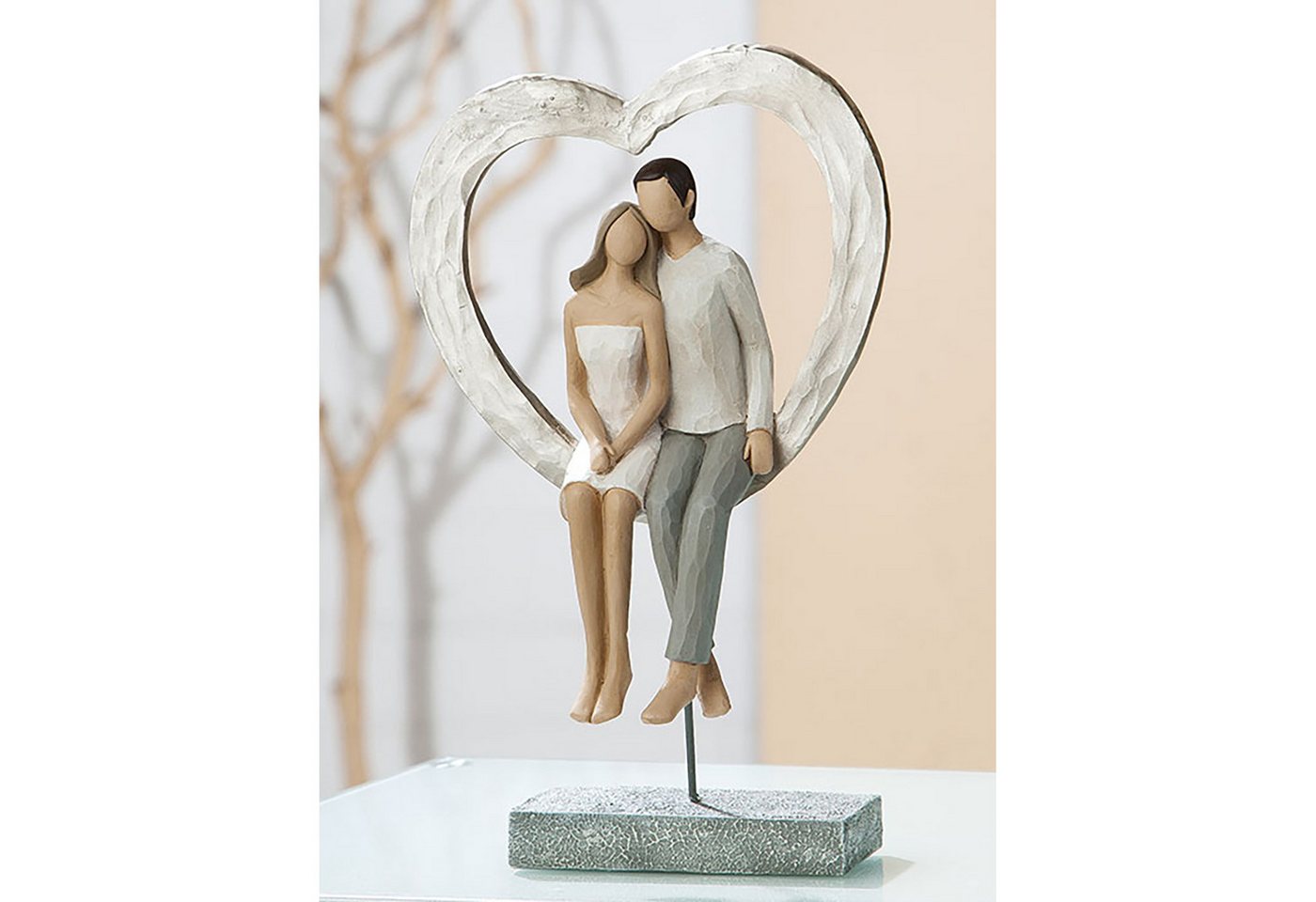 GILDE Dekofigur Figur - grau, weiß - Kunstharz - H. 26cm x T. 9cm x B. 16cm - Deko (1xFigur, 1 Stück), Geschenk Hochzeit - Liebe - Herzen - Pärchen - Herzsymbol – Bild 2 von 3