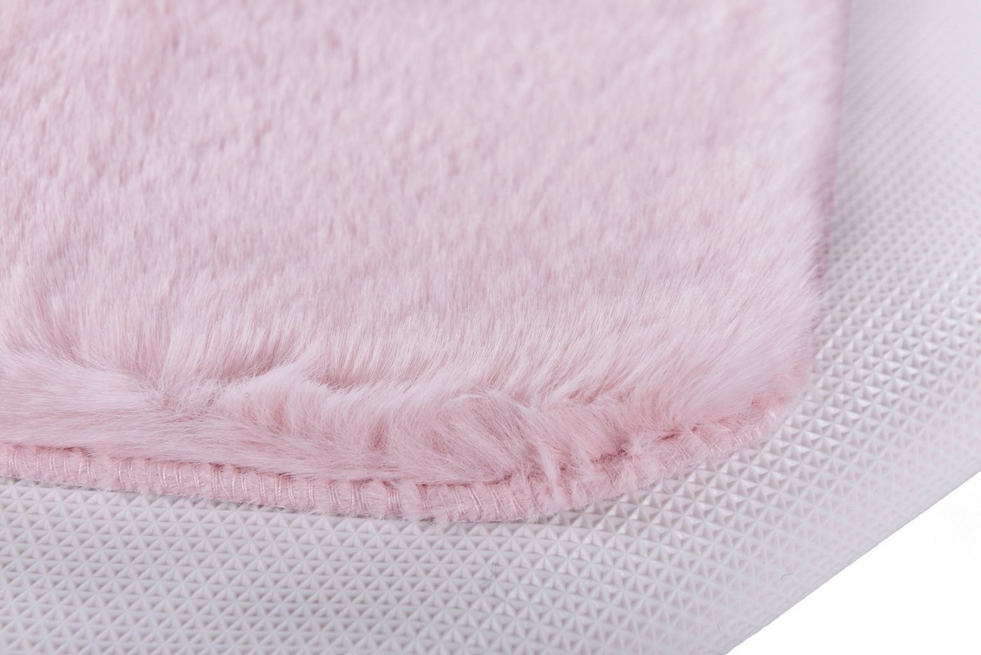 Gino Falcone Badematte Sara, Höhe 25 mm, rutschhemmend beschichtet, fußbodenheizungsgeeignet, Polyester, rechteckig, Badteppich, Fell-Optik, besonders weich, ec – Bild 5 von 5