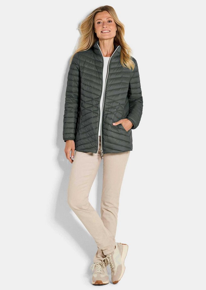 GOLDNER Steppjacke Herbstjacke mit Daunen, Stehkragen Verlängerte Jacke in femininer Steppung mit Reißverschluss – Bild 2 von 5
