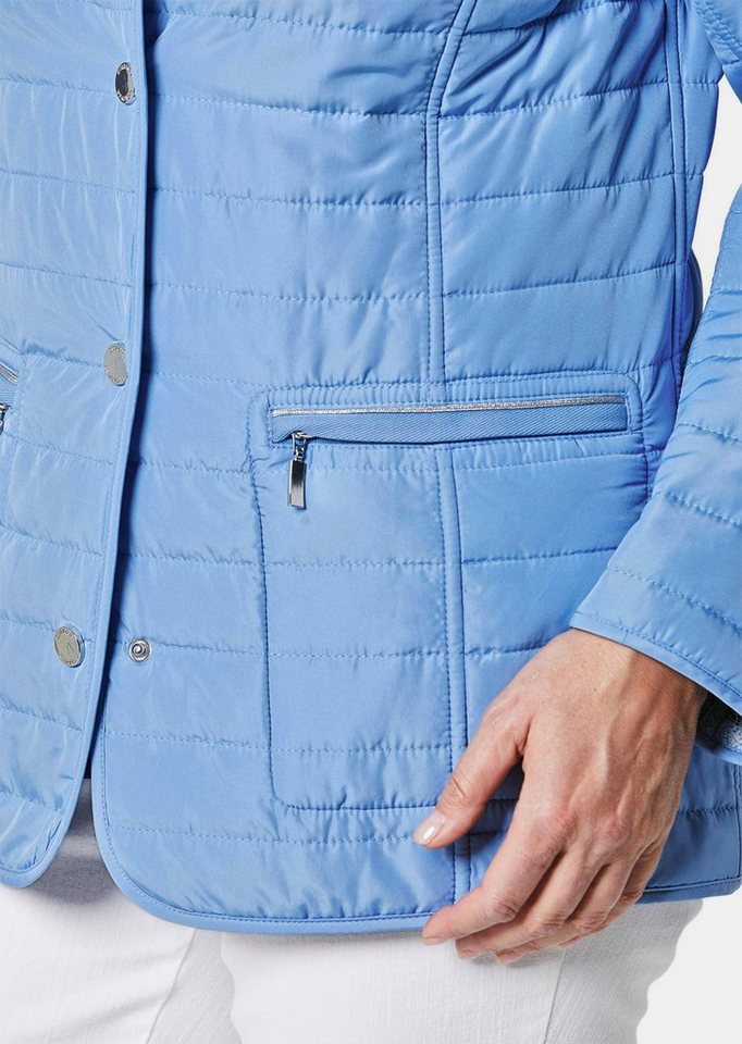 GOLDNER Steppjacke Leichte Steppjacke mit Wendefunktion Patch-Dessin und Reverskragen als modische Akzente – Bild 5 von 5