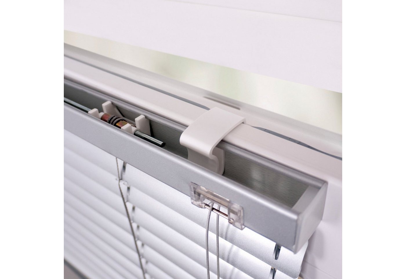 Good Life Jalousie Matti, ohne Bohren, freihängend, Klemmfix-Jalousie aus Aluminium – Bild 5 von 5