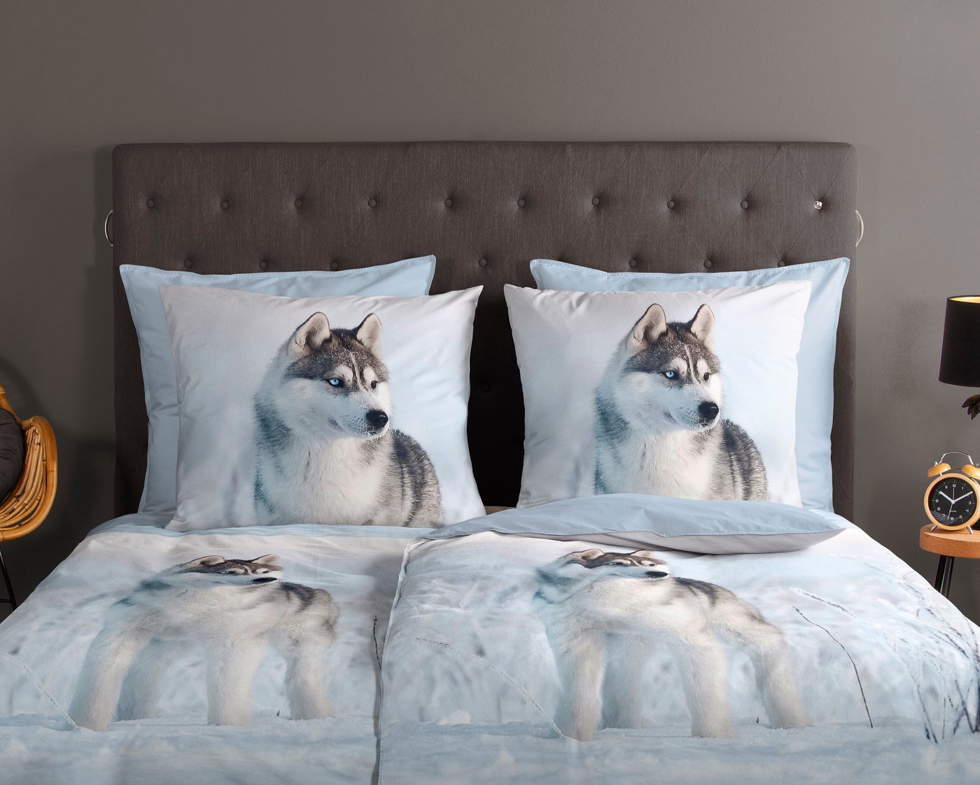 good morning Wendebettwäsche Sachar, Renforcé, 2 teilig, Baumwolle, 135x200, Reißverschluss, Wendeoptik, Winter, Husky, Blau – Bild 3 von 5