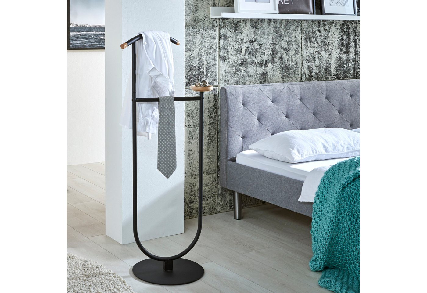HAKU Herrendiener Anzugständer, Dressboy, Kleiderboy, Kleiderbutler, Stiller Diener, (1 St), freiform - aus Metall buche, schwarz -B/T/H 45/34/115 cm – Bild 4 von 5