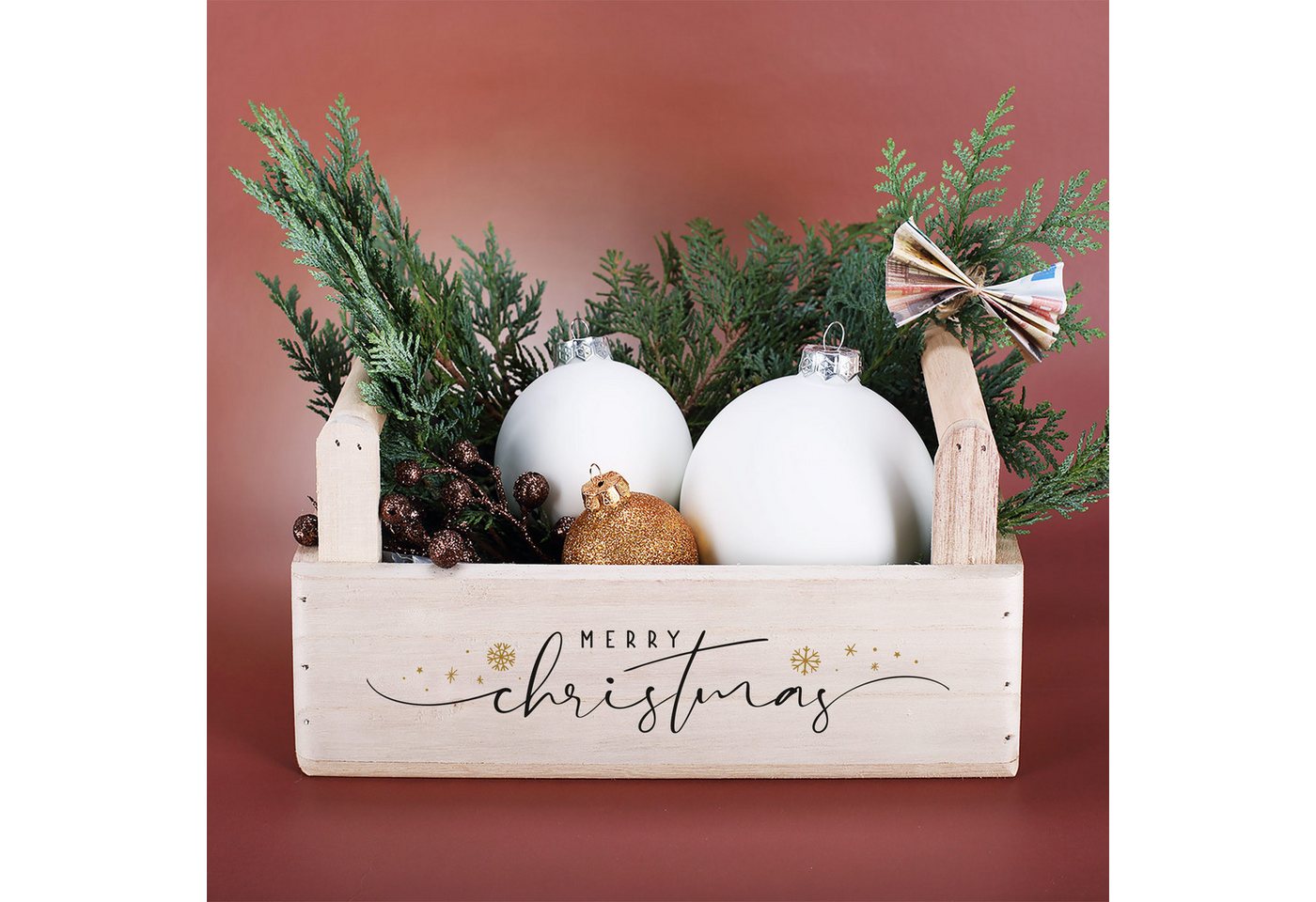 Herz & Heim Geschenkbox zu Weihnachten oder Nikolaus - Holzkorb für Weihnachtsgeschenke, mit Holzgriffen – Bild 4 von 5