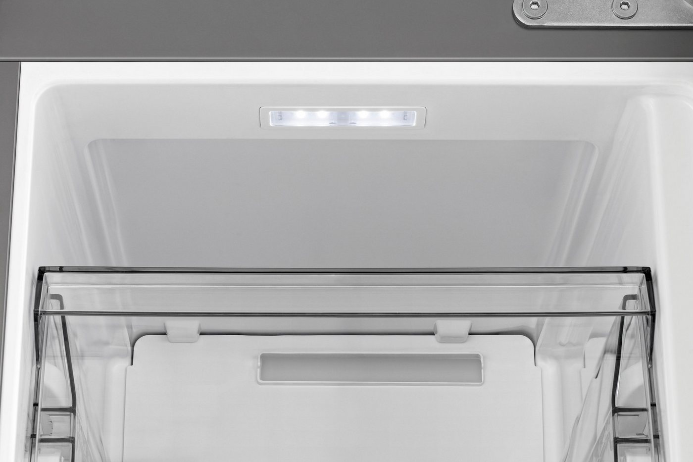 Hisense Multi Door RQ5P470SAFD, 178,5 cm hoch, 79,4 cm breit, MetalCooling Innenwand – Bild 5 von 5