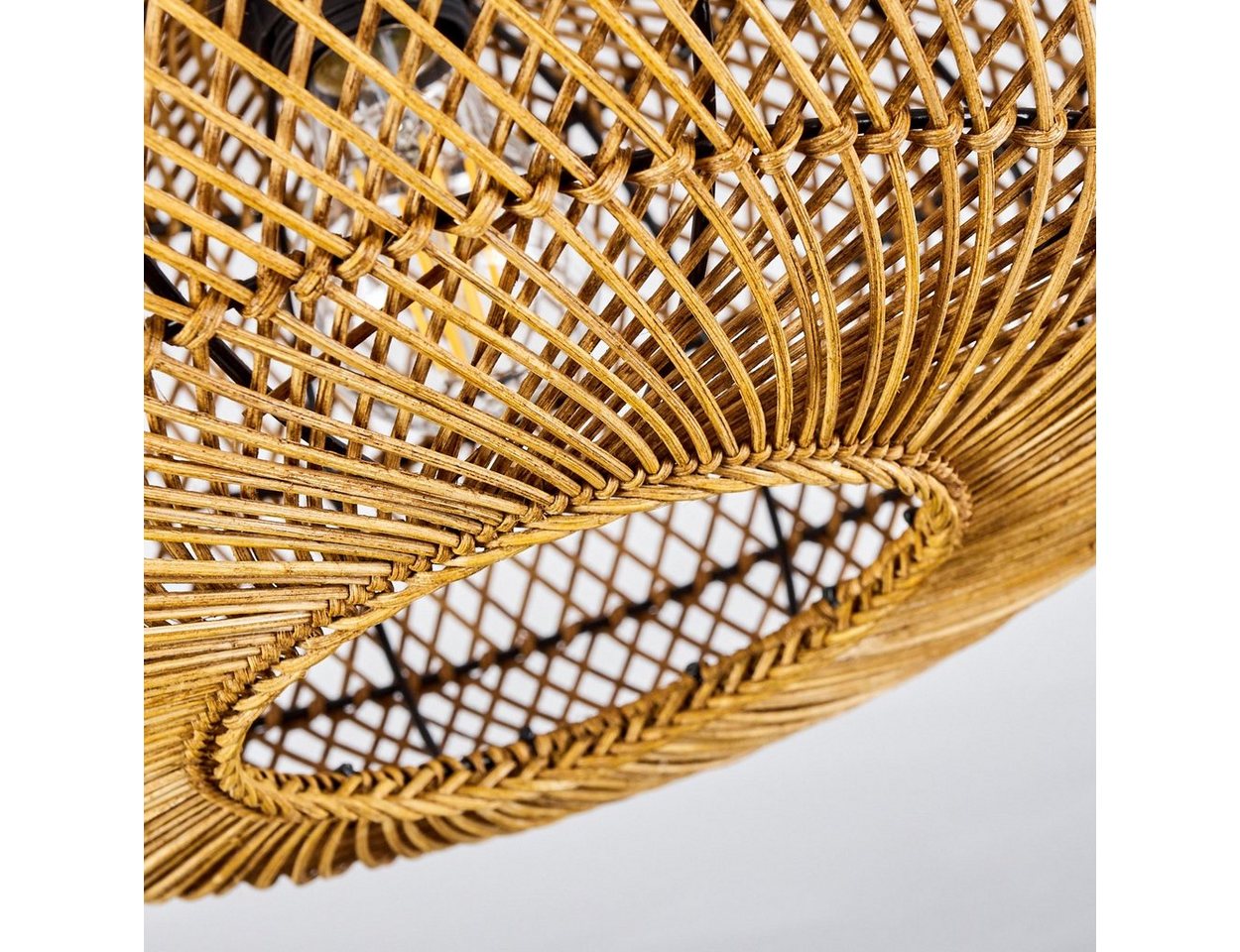 hofstein Deckenleuchte »Messerotti« moderne Deckenlampe aus Metall/Rattan in Schwarz/Natur, ohne Leuchtmittel, Leuchte im modernen Design mit Lichteffekt, ø40cm – Bild 3 von 5