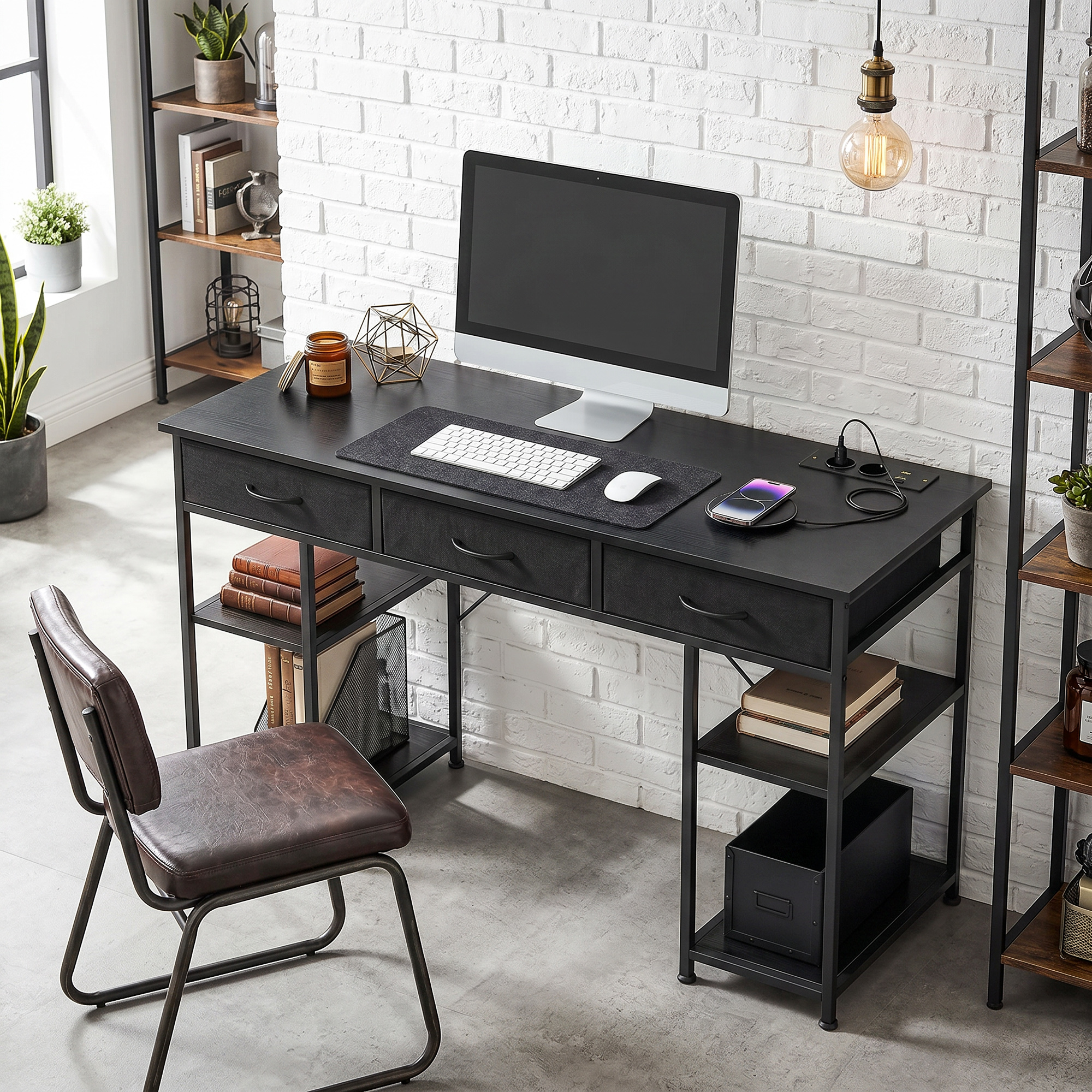 HOMCOM Computer-Schreibtisch mit 2 USB-Ladeanschlüssen und 2 Steckdosen, Schreibtisch mit Stauraum 120 x 40 cm, verstellbare Regale und 3 Stoffschubladen, Arbei – Bild 2 von 2