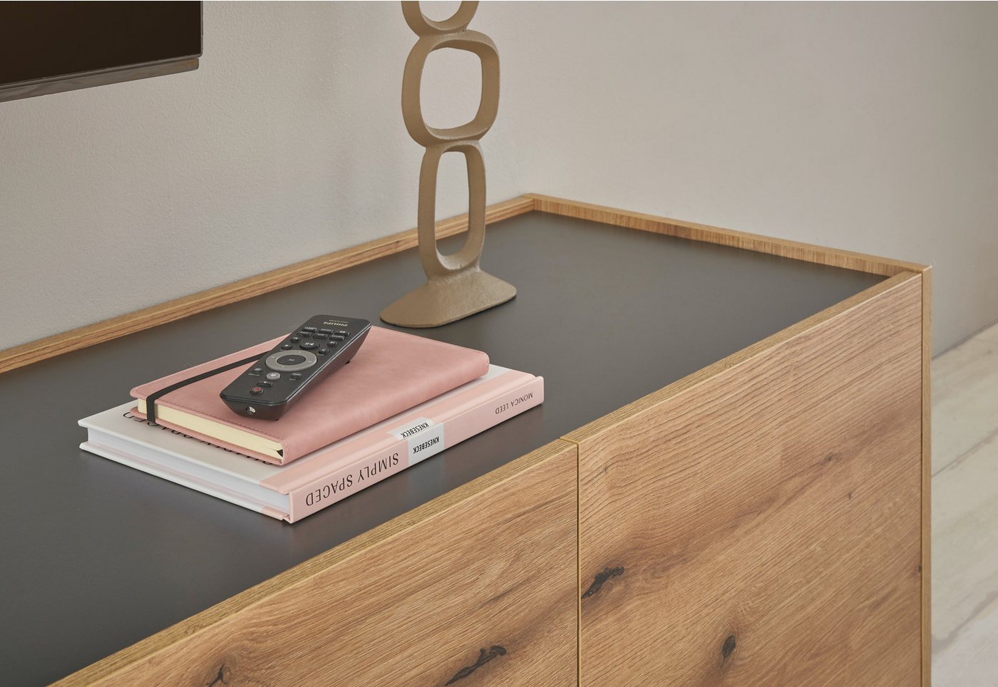 Home affaire Lowboard City/Giron, moderner TV-Schrank, Kommode, TV-Unterschrank, zeitlos, modern, ausreichend Stauraum, vielseitig einsetzbar – Bild 5 von 5