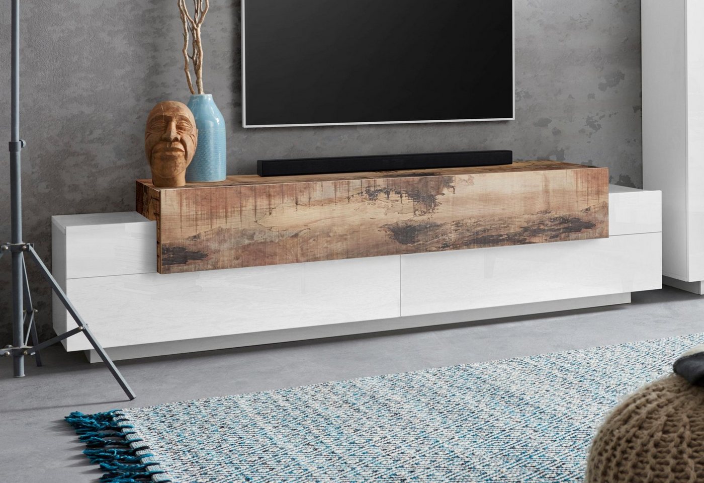Home affaire Lowboard Coro,Lowboard,TV-Kommode,TV-Möbel,TV-Bank, mit 3 Klappen davon 2 mit Push-to-Open Funktion Breite 200 cm – Bild 2 von 5
