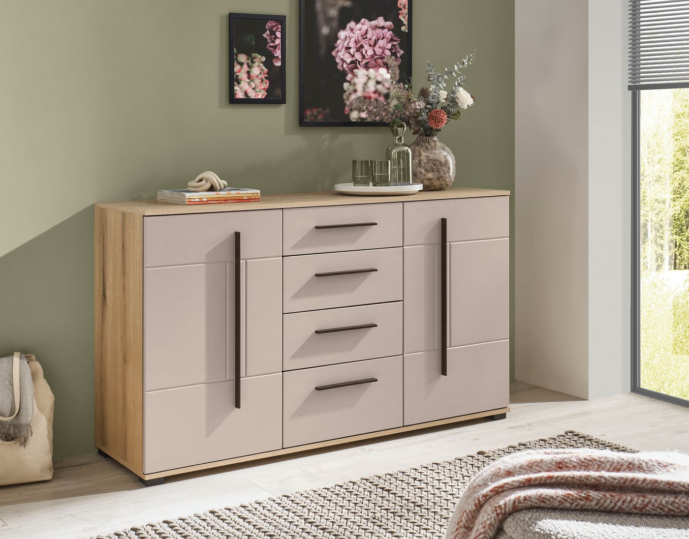 Home affaire Sideboard Cantara, moderner Schrank, Kommode in Eiche Evoke, Weiß oder Kaschmir, schwarze Stangengriffe, ausreichend Stauraum, vielseitig einsetzba – Bild 2 von 5