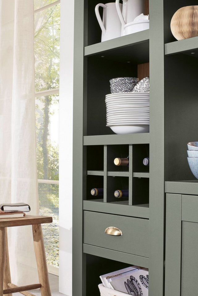 Home affaire Vitrine Cambridge, Buffet im Landhausstil, moderner Schrank, Hochschrank schöne Kranzoptik, messingfarbene Metallgriffe, 207 cm hoch – Bild 4 von 5