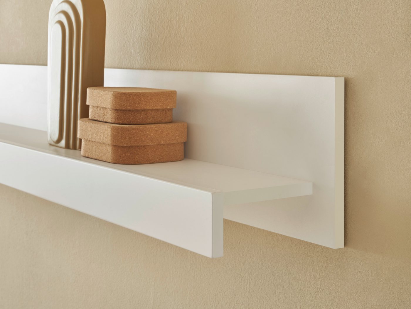 Home affaire Wandboard Chester, modernes, zeitloses Wandregal, Wandhalter mit Stauraum, 1-tlg., vielseitig einsetzbares Hängeregel, 217 cm breit, Weiß Matt – Bild 4 von 5