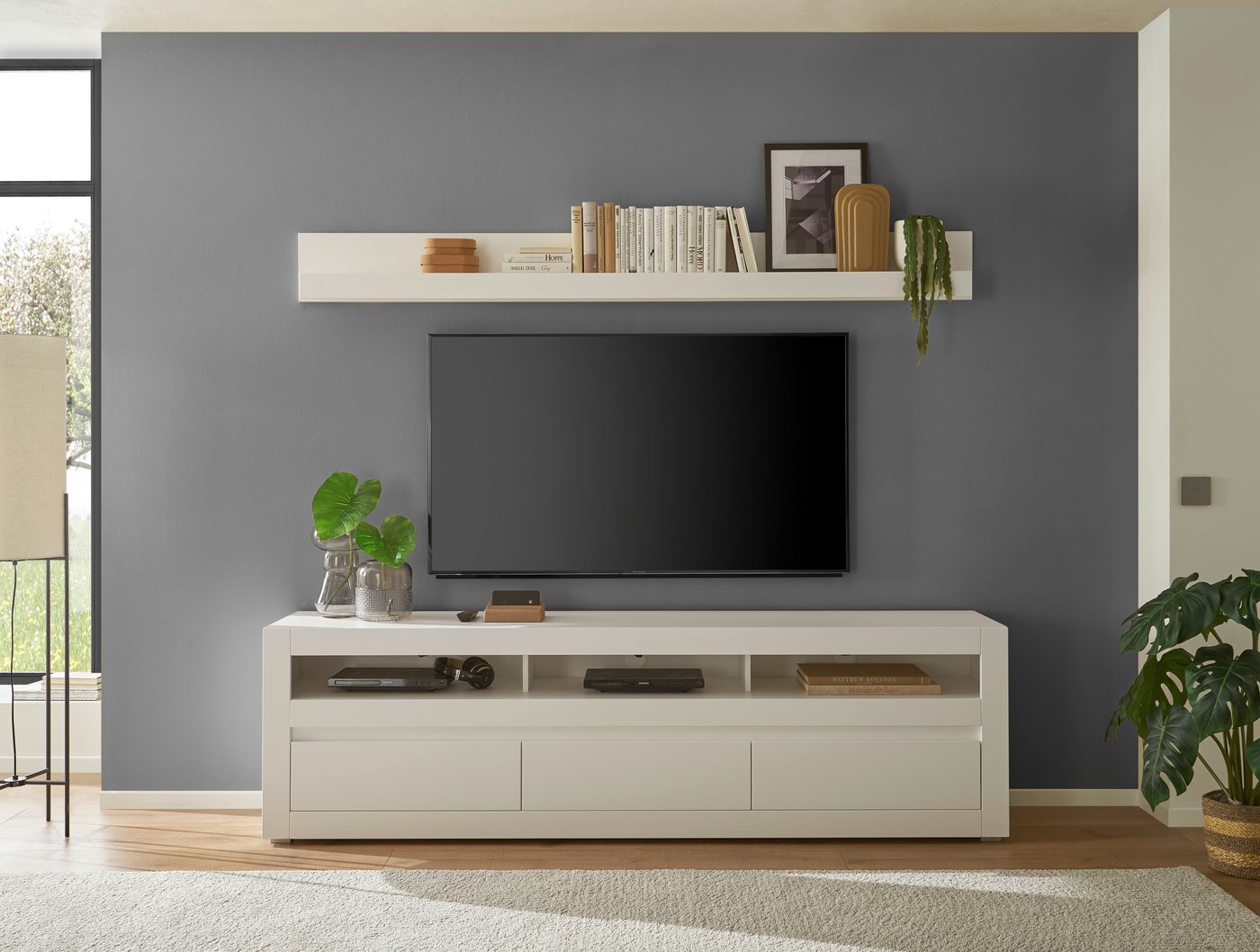 Home affaire Wandboard Chester, modernes, zeitloses Wandregal, Wandhalter mit Stauraum, 1-tlg., vielseitig einsetzbares Hängeregel, 217 cm breit, Weiß Matt – Bild 5 von 5