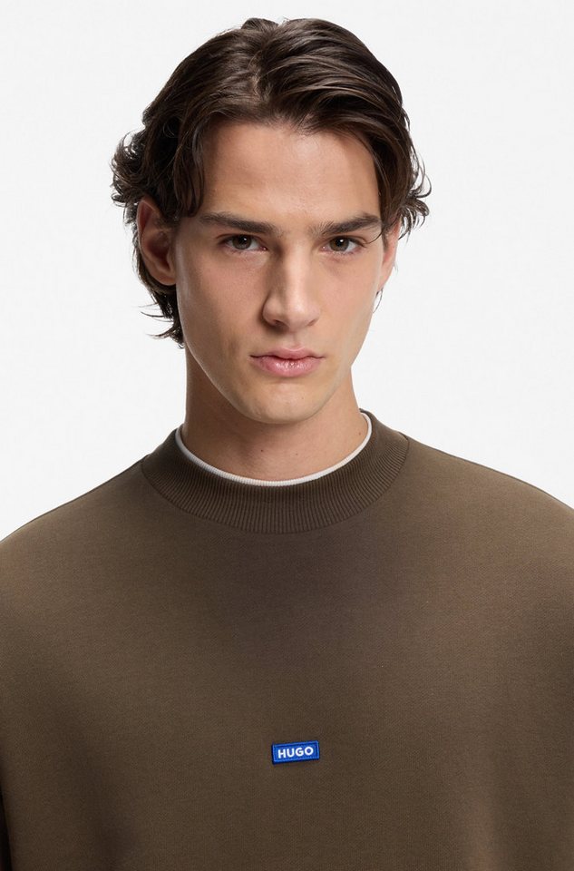 HUGO Sweatshirt Nedro Rundhalsausschnitt, Regular Fit, Logo-Patch – Bild 2 von 5