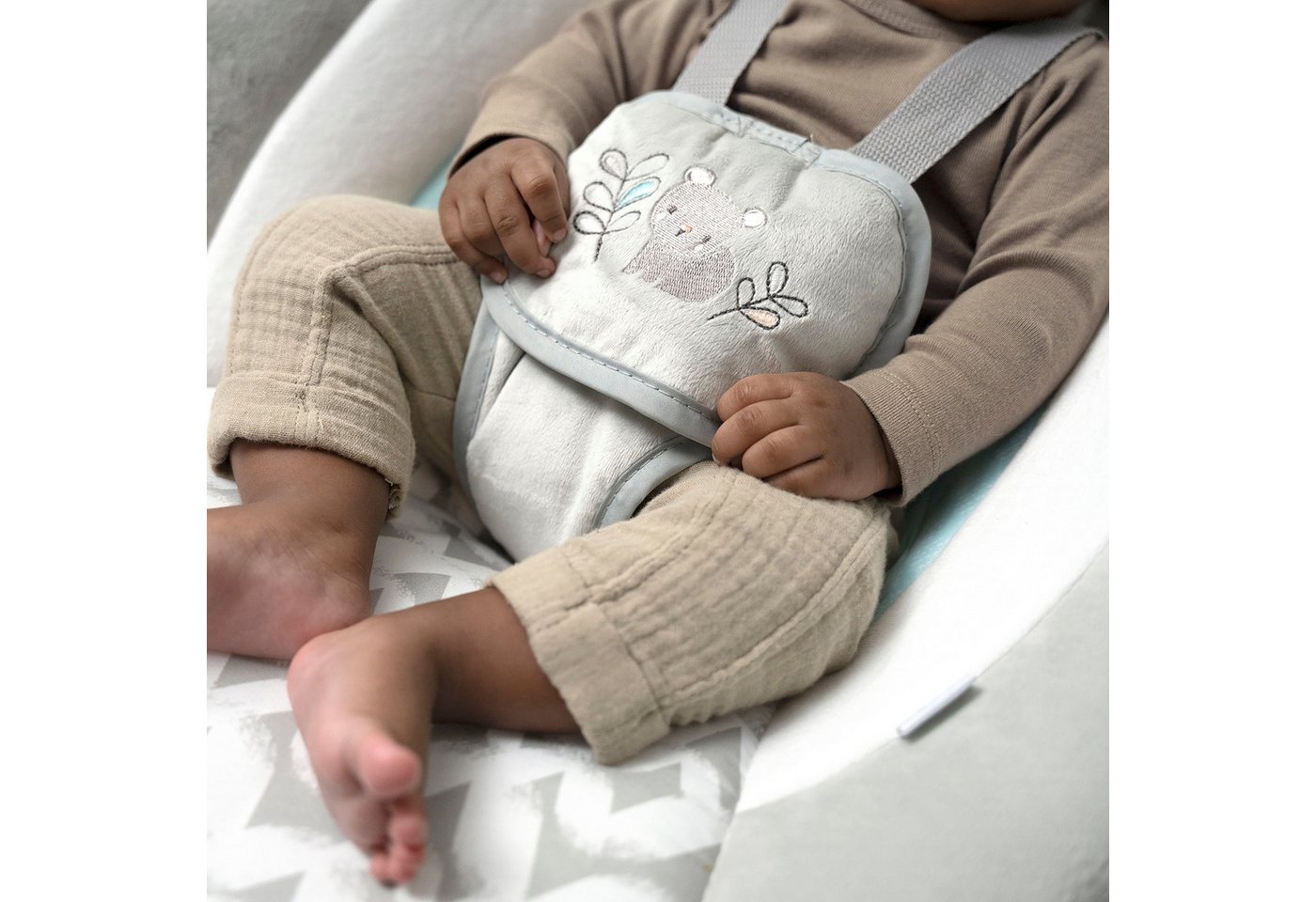 ingenuity Babywippe SimpleComfort Compact Soothing Swing & Rocker - Raylan, mit Sound-Effekt – Bild 4 von 5