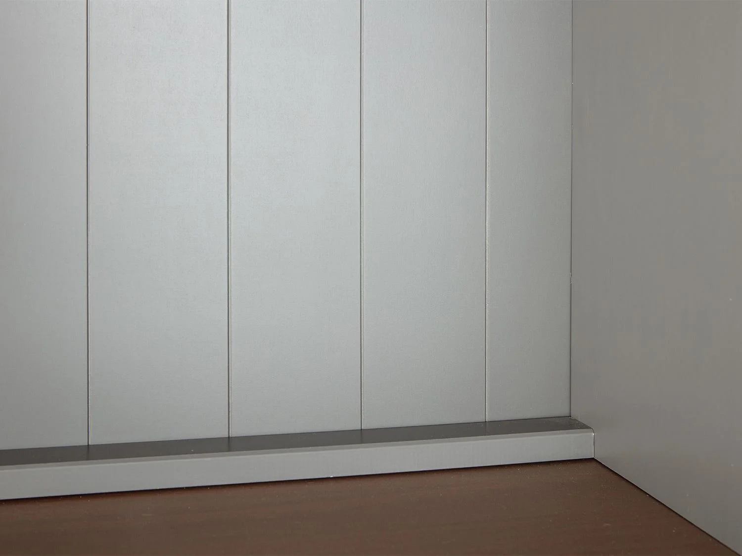 INTER LINK Buffet Westerland (Mit 3 Schubladen & 5 Drehtüren, grau, sepia/braun) – Bild 4 von 4