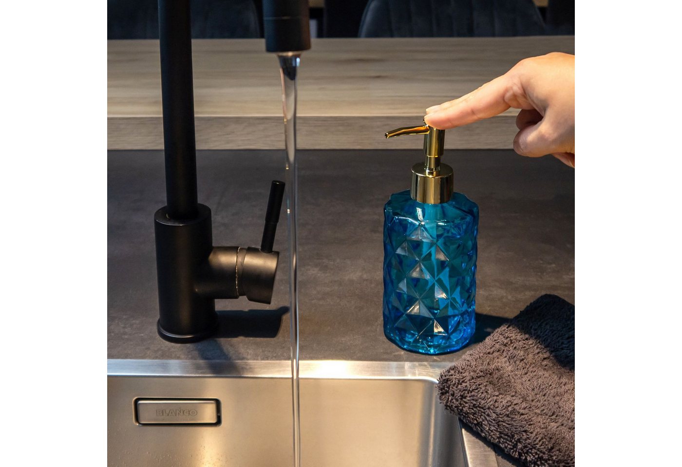 Intirilife Seifenspender, (1-tlg), Handseifenspender aus Glas 310ml Dosierer Seifenachfüllbar mit Pumpe – Bild 5 von 5