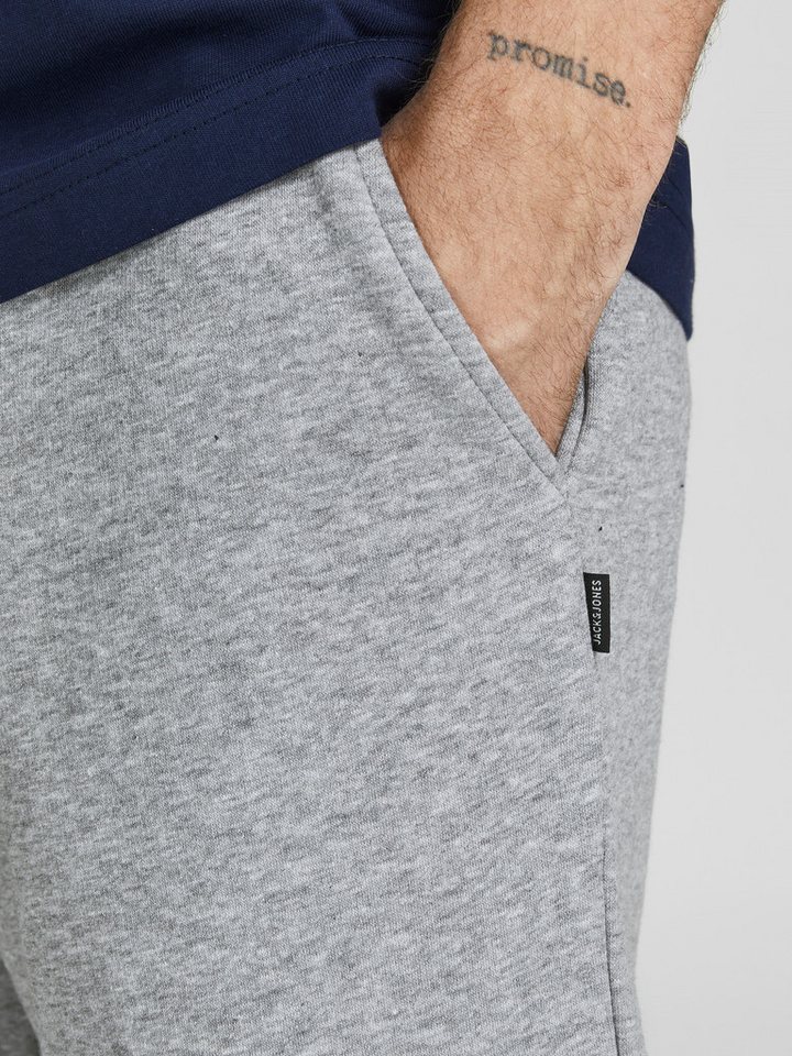 Jack & Jones Sweatshorts JPSTGORDON mit elastischem Bund unifarben, modisch, regular fit, Webstoff – Bild 2 von 5