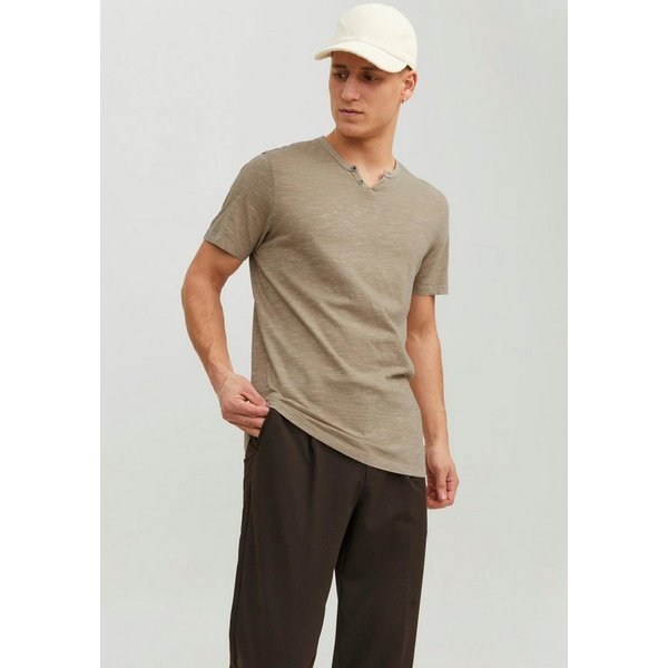 Jack & Jones T-Shirt SPLIT NECK TEE mit V-Ausschnitt