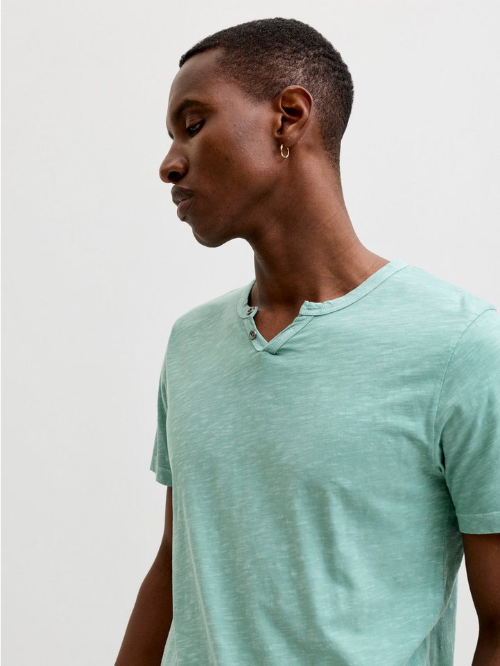 Jack & Jones T-Shirt SPLIT NECK TEE mit V-Ausschnitt – Bild 2 von 5